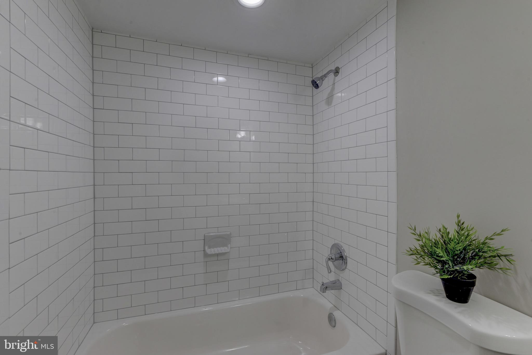 5412 Channing Road Baltimore, MD 21229 - Photo 26 of 32