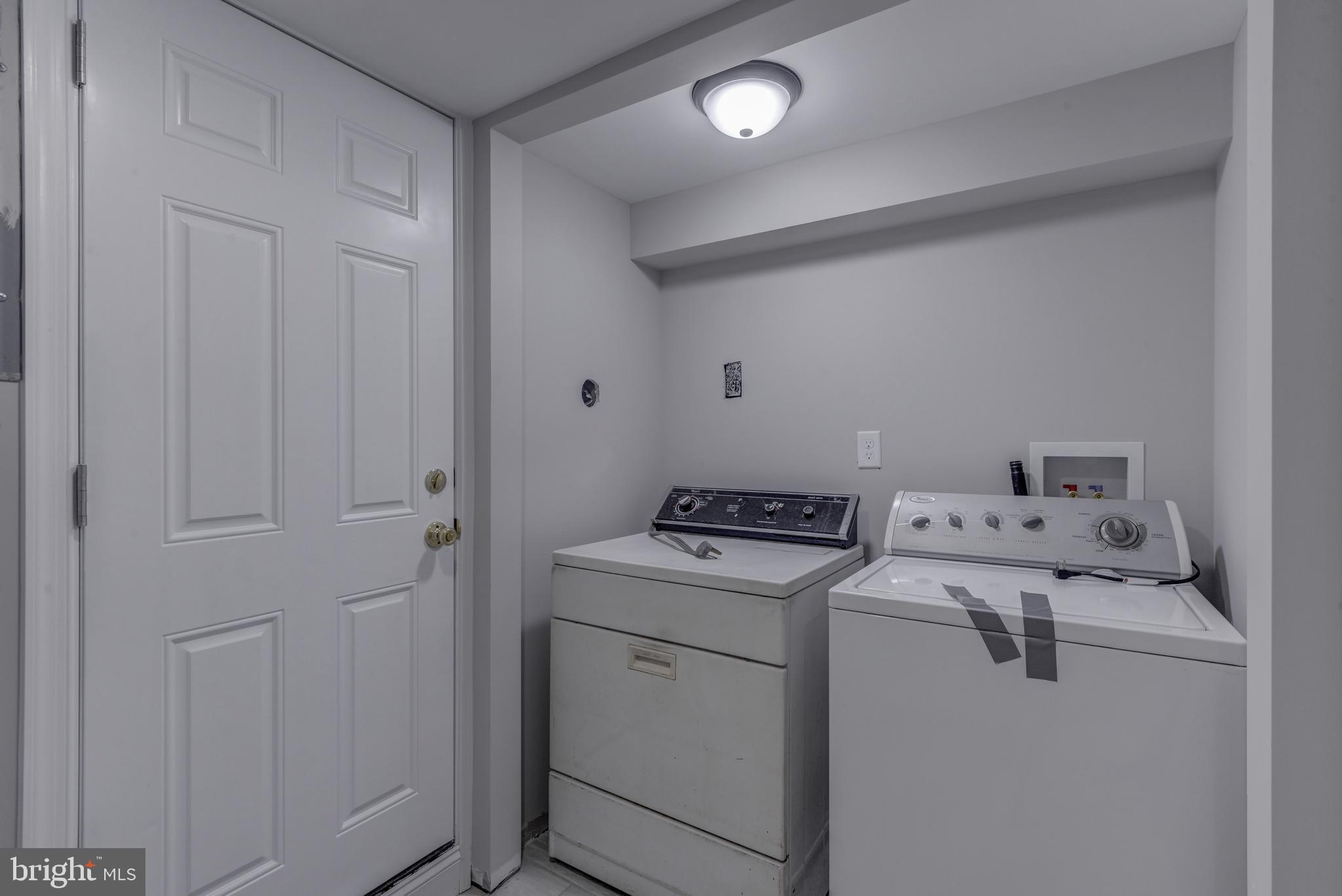 5412 Channing Road Baltimore, MD 21229 - Photo 27 of 32