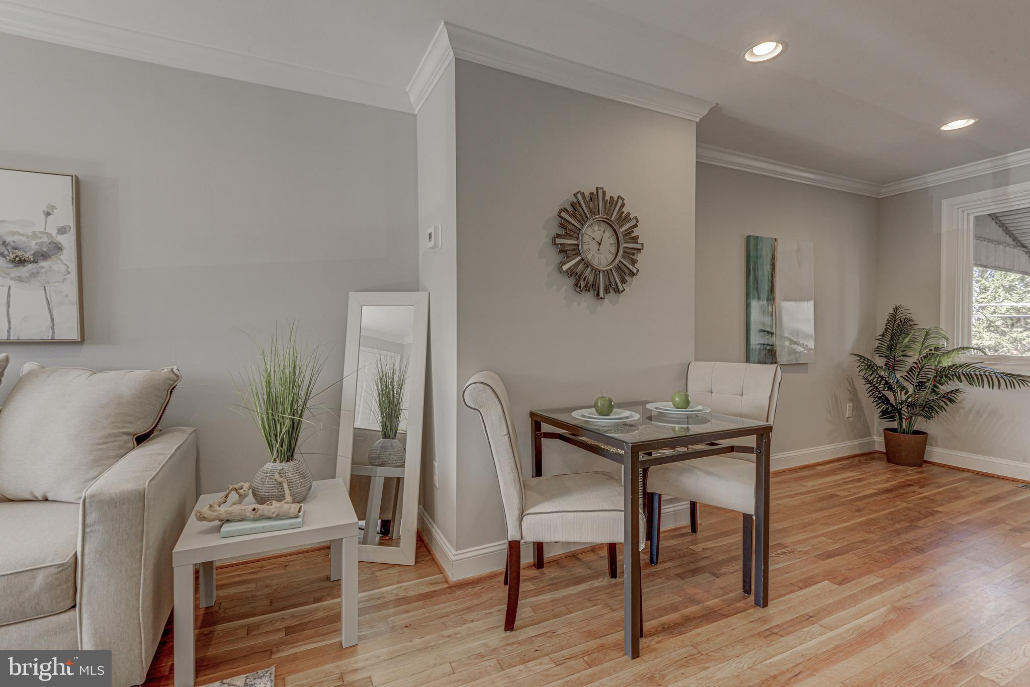 5412 Channing Road Baltimore, MD 21229 - Photo 5 of 32