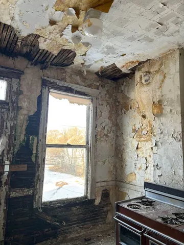 $100,000 | 6932 South Eggleston Avenue, Chicago, IL 60621