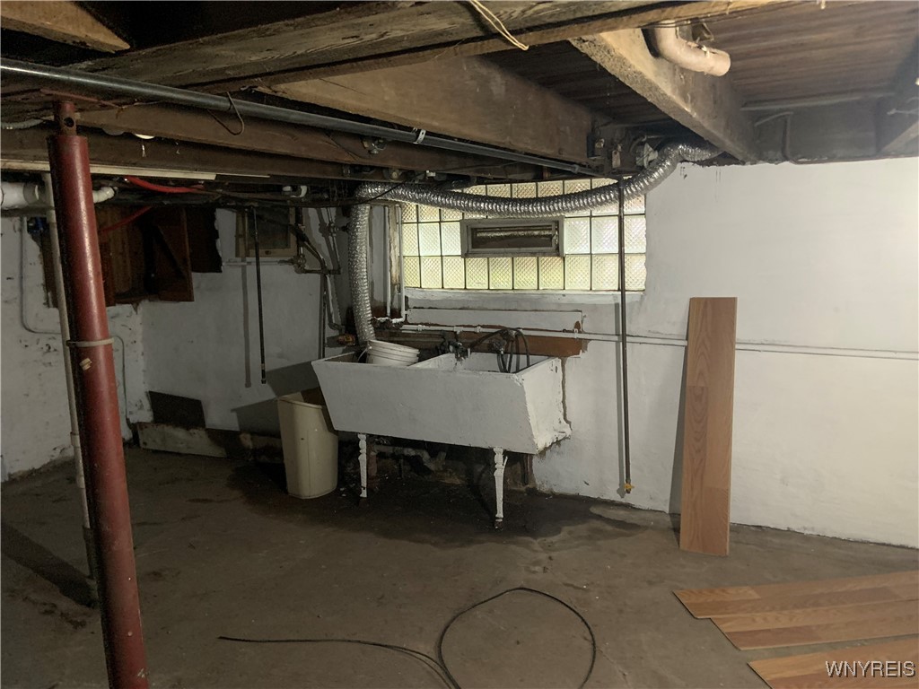 49 Newburgh Avenue Buffalo, NY 14211 - Photo 20 of 31