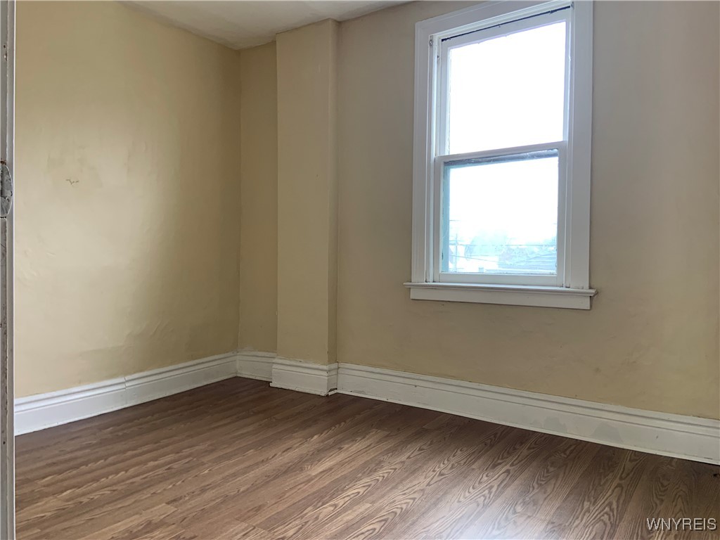 49 Newburgh Avenue Buffalo, NY 14211 - Photo 31 of 31