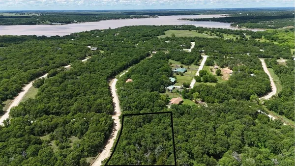 $92,000 | 106 Hondo Drive, Nocona, TX 76255