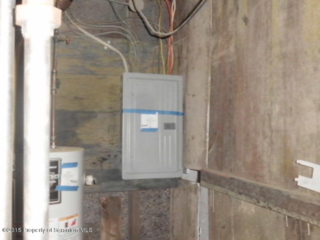 139 Spring Street Carbondale, PA 18407 - Photo 13 of 25 a bathroom with a shower