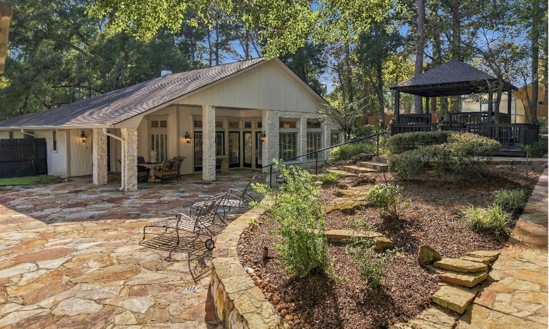 3272 Teas Nursery Road Conroe, TX 77304 - Photo 11 of 22 Gallery Image 11