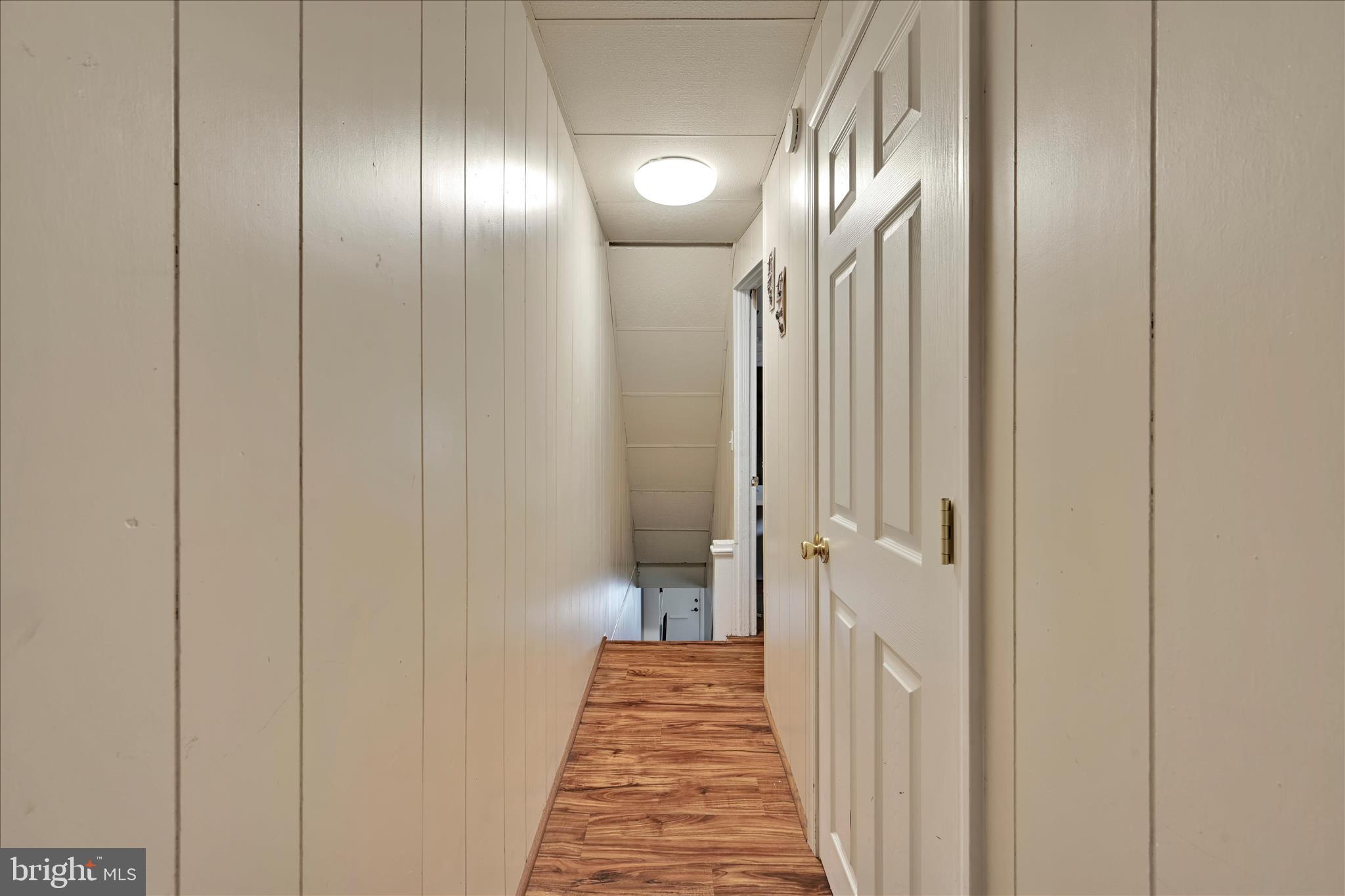 938 Pike Street Reading, PA 19604 - Photo 15 of 26 Hallway