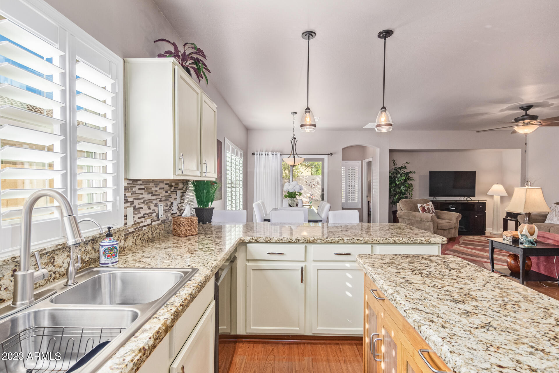 2792 East Superior Road San Tan Valley, AZ 85143 - Photo 8 of 30 Tiled Backsplash