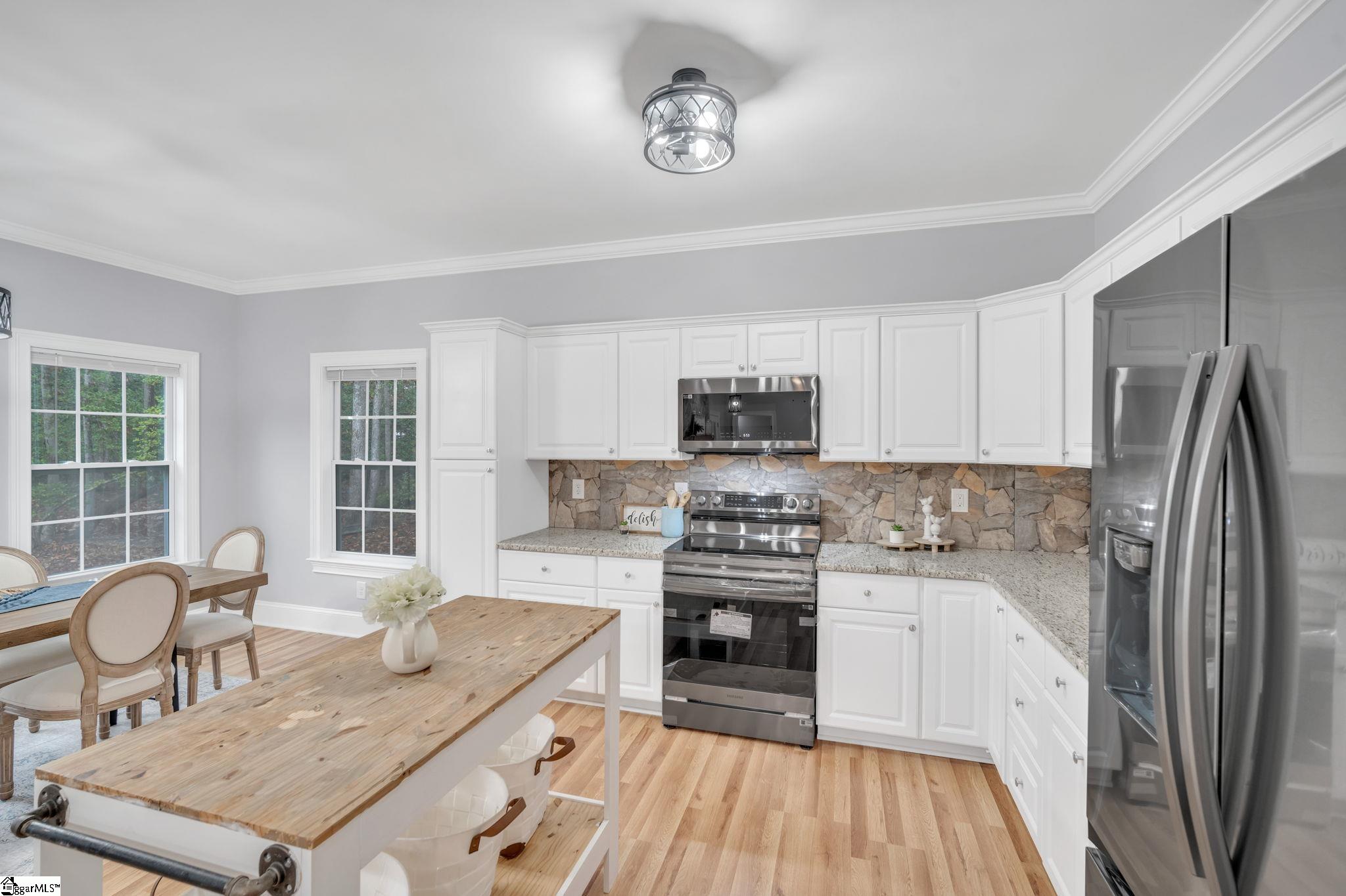 410 New Harrison Bridge Road Simpsonville, SC 29680 - Photo 7 of 34