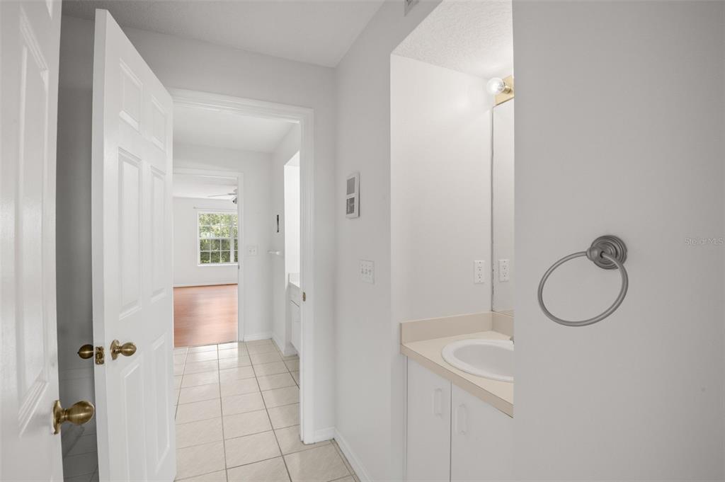 1644 Arabian Lane Palm Harbor, FL 34685 - Photo 41 of 52 a bathroom with a shower