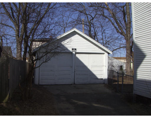 24-26 Malden Street Springfield, MA 01108 - Photo 3 of 22 Gallery Image 3