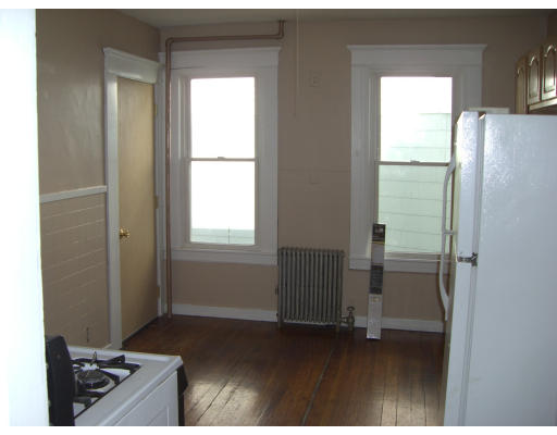 24-26 Malden Street Springfield, MA 01108 - Photo 4 of 22 Gallery Image 4
