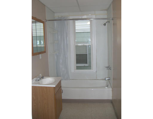 24-26 Malden Street Springfield, MA 01108 - Photo 6 of 22 Gallery Image 6
