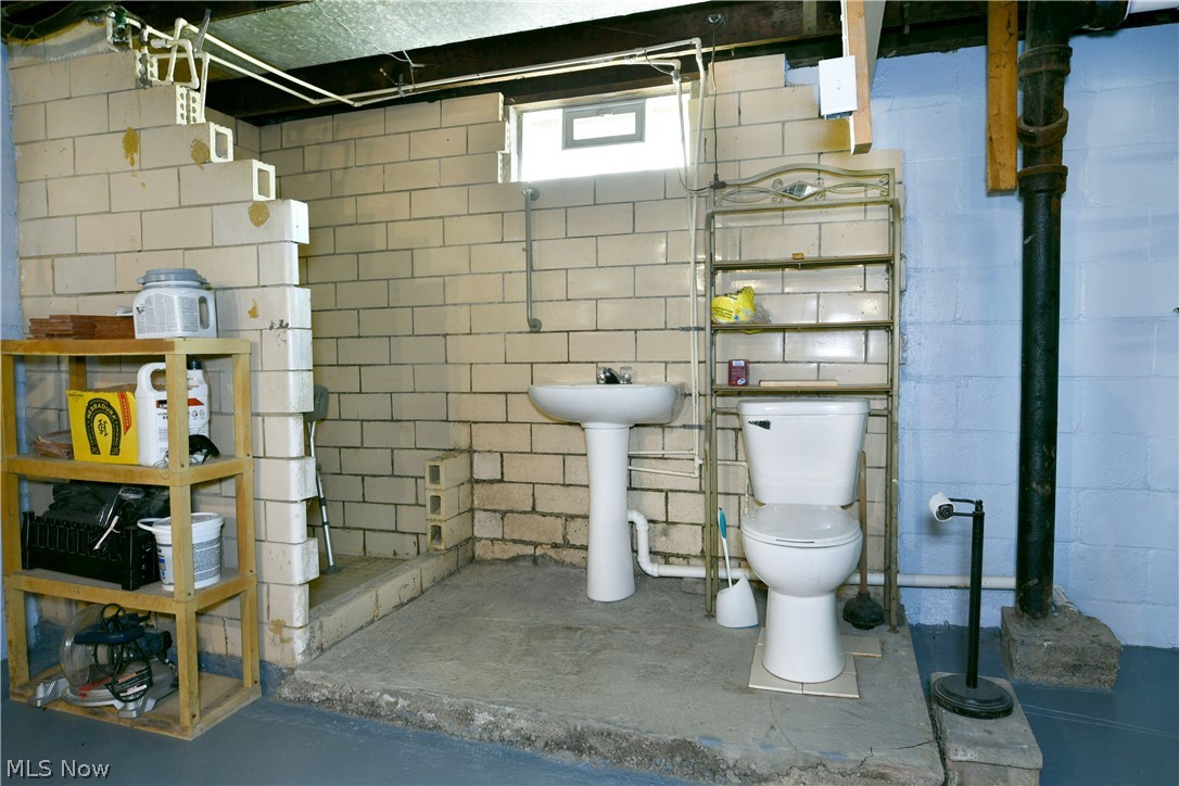 2935 North River Road Northeast Warren, OH 44483 - Photo 42 of 50