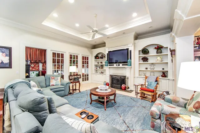 $1,001,500 | 157 Regal Row, Houma, LA 70360