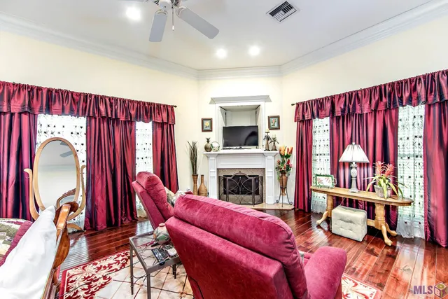 $1,001,500 | 157 Regal Row, Houma, LA 70360