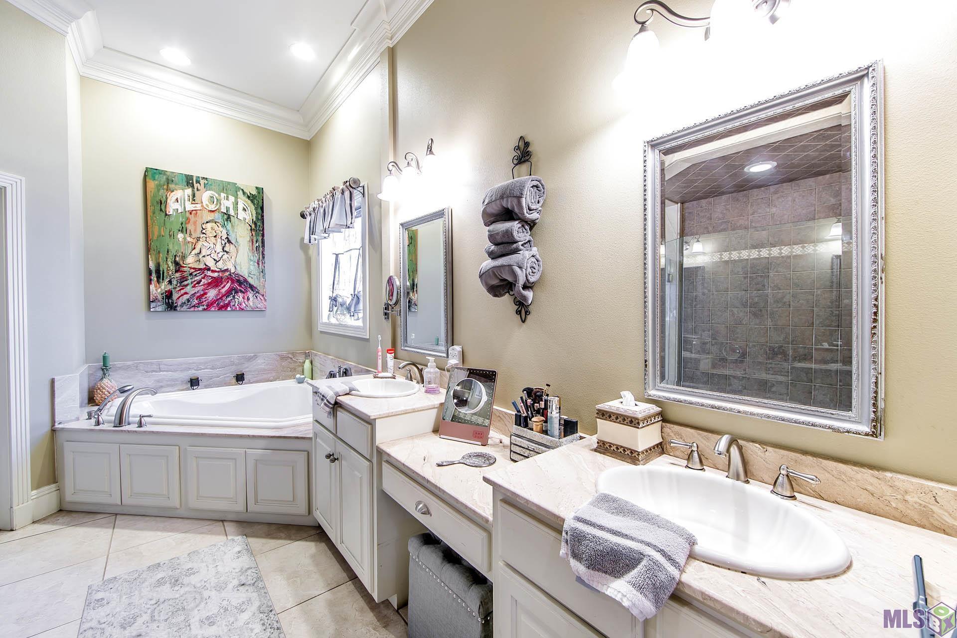 157 Regal Row Houma, LA 70360 - Photo 17 of 31