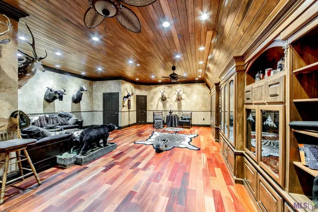 $1,001,500 | 157 Regal Row, Houma, LA 70360