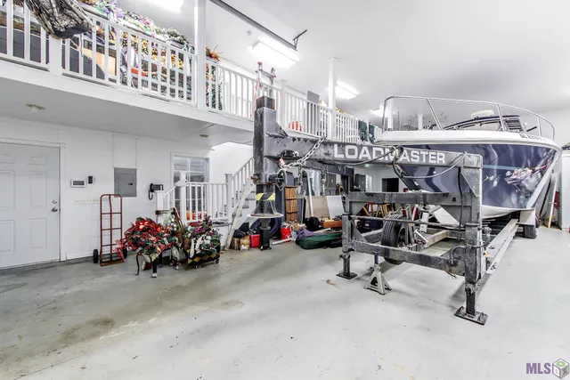 $1,001,500 | 157 Regal Row, Houma, LA 70360