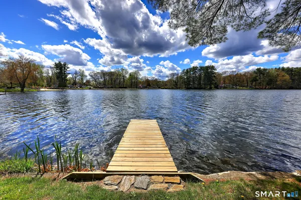 $2,600 | 10 Old Pinewood Trail, Trumbull, CT 06611