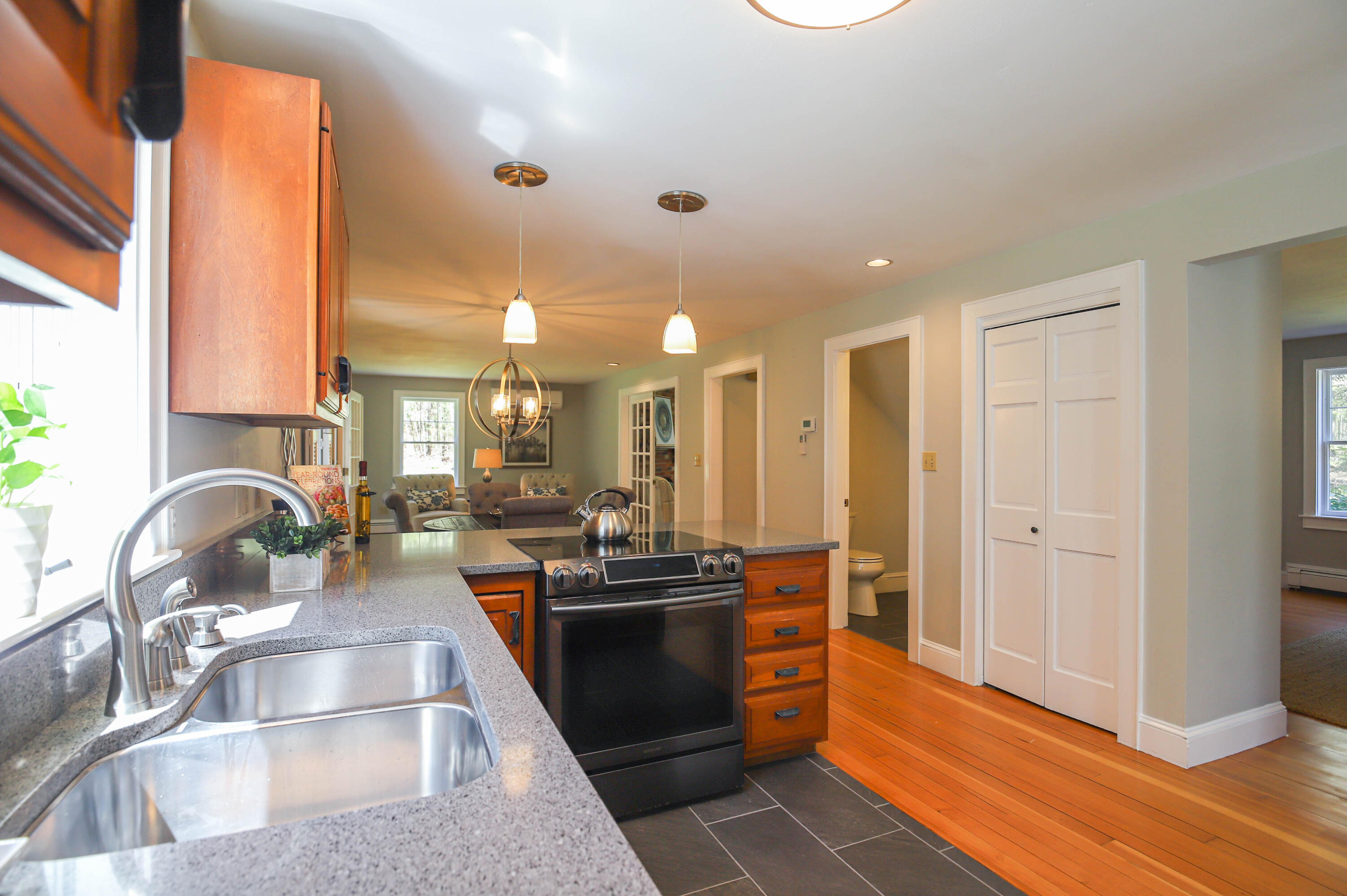 104 Hardy Road Falmouth, ME 04105 - Photo 22 of 69 104 Hardy Rd Falmouth -24