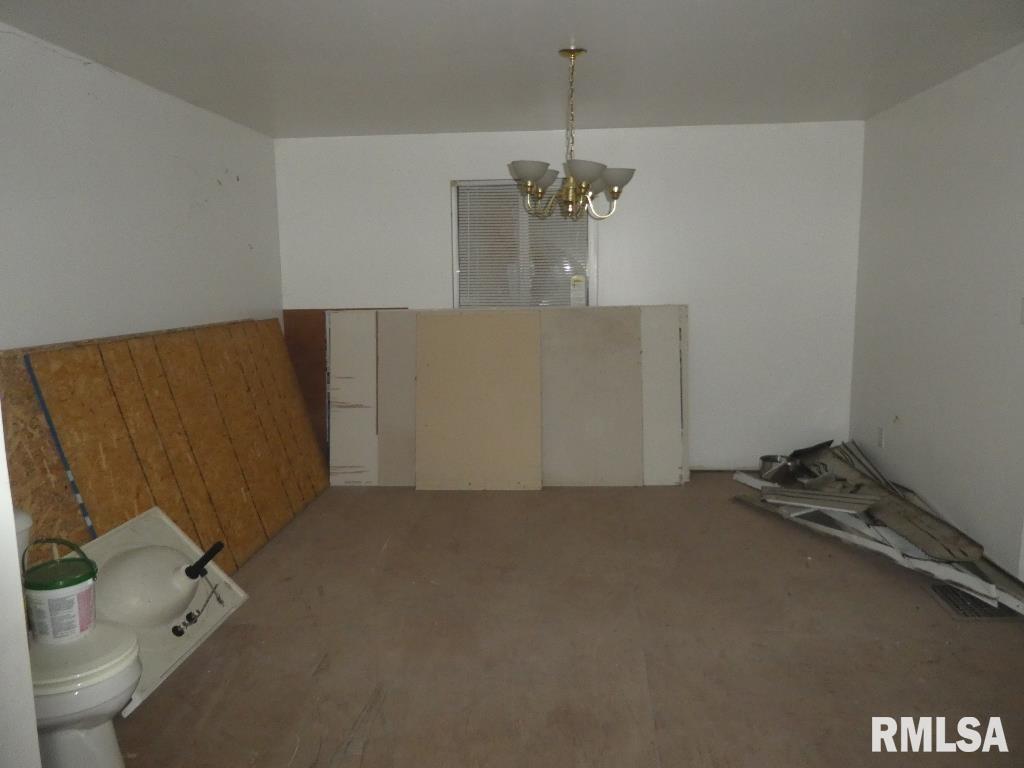 1215 South 17th Street Springfield, IL 62703 - Photo 5 of 20 Gallery Image 5