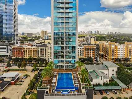 $1,095,000 | 2727 Kirby Drive, Unit 12C, Houston, TX 77098