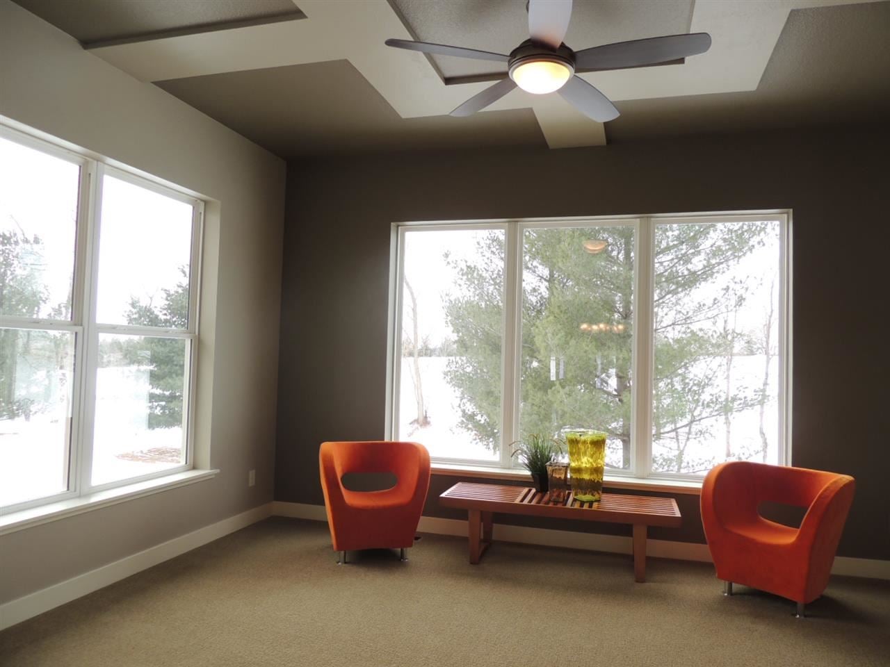 2928 Diamondhead Road Hiawatha, IA 52233 - Photo 16 of 25 Gallery Image 16