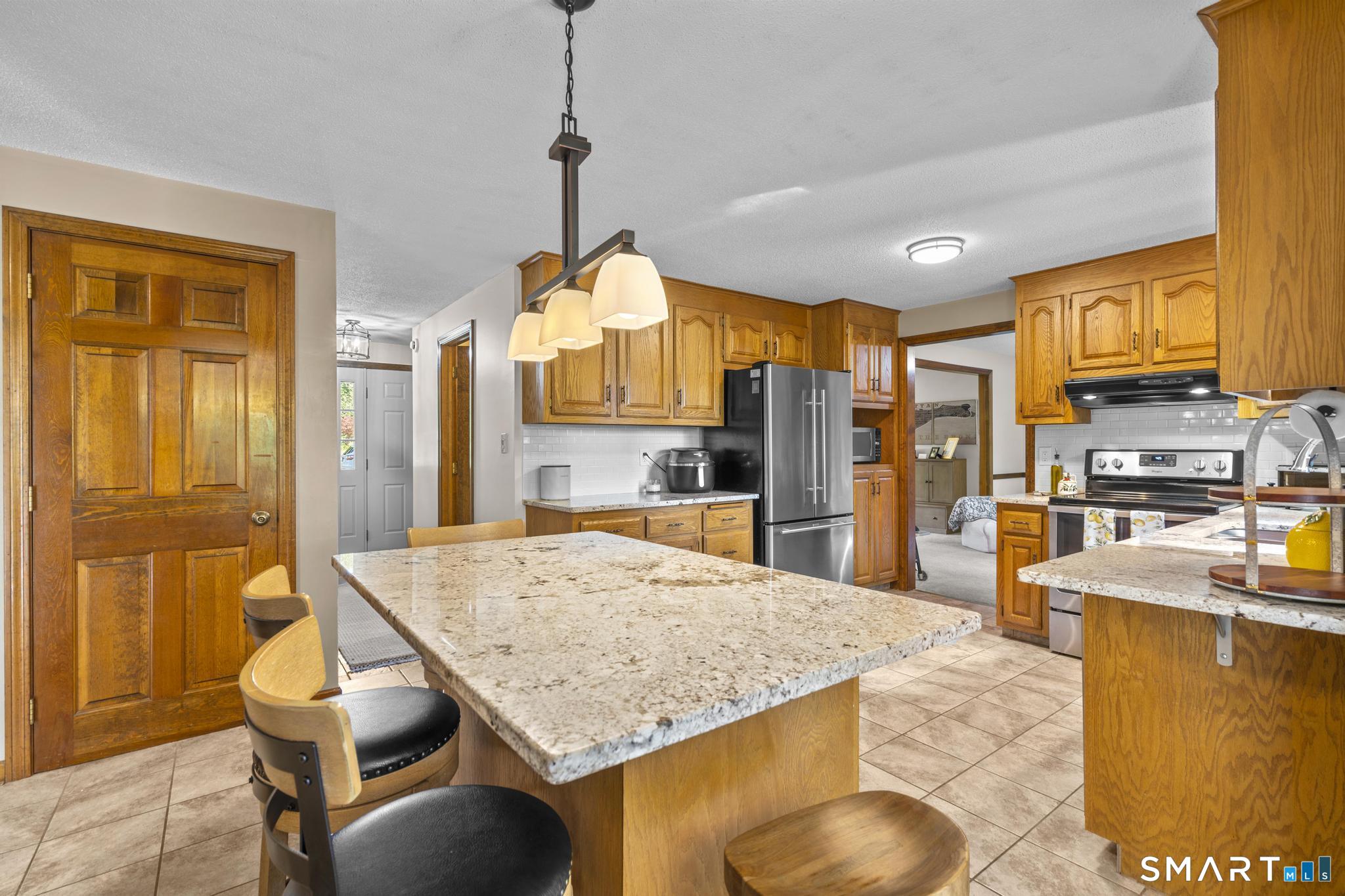 101 Wedgewood Road Southington, CT 06489 - Photo 22 of 40