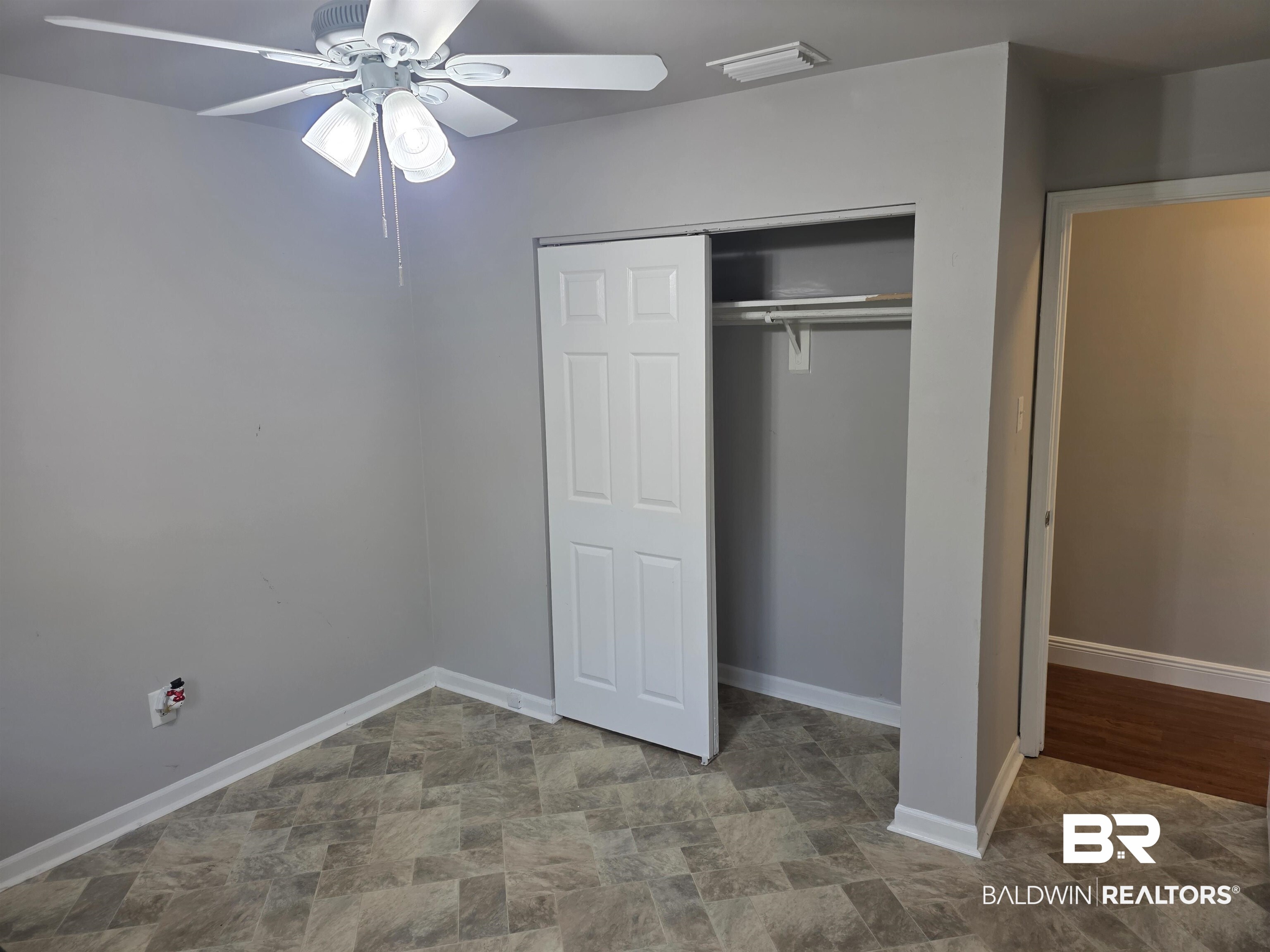 6701 Dickens Ferry Road, Unit 33 Mobile, AL 36608 - Photo 32 of 44 Gallery Image 32
