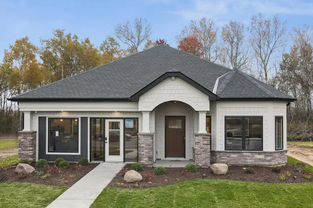 $599,990 | 15680 Goodview Avenue North, Hugo, MN 55038