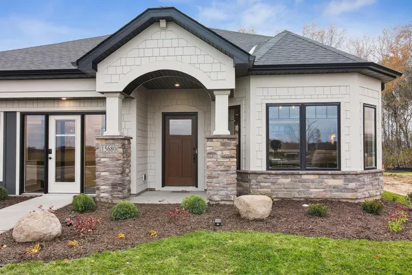 $599,990 | 15680 Goodview Avenue North, Hugo, MN 55038