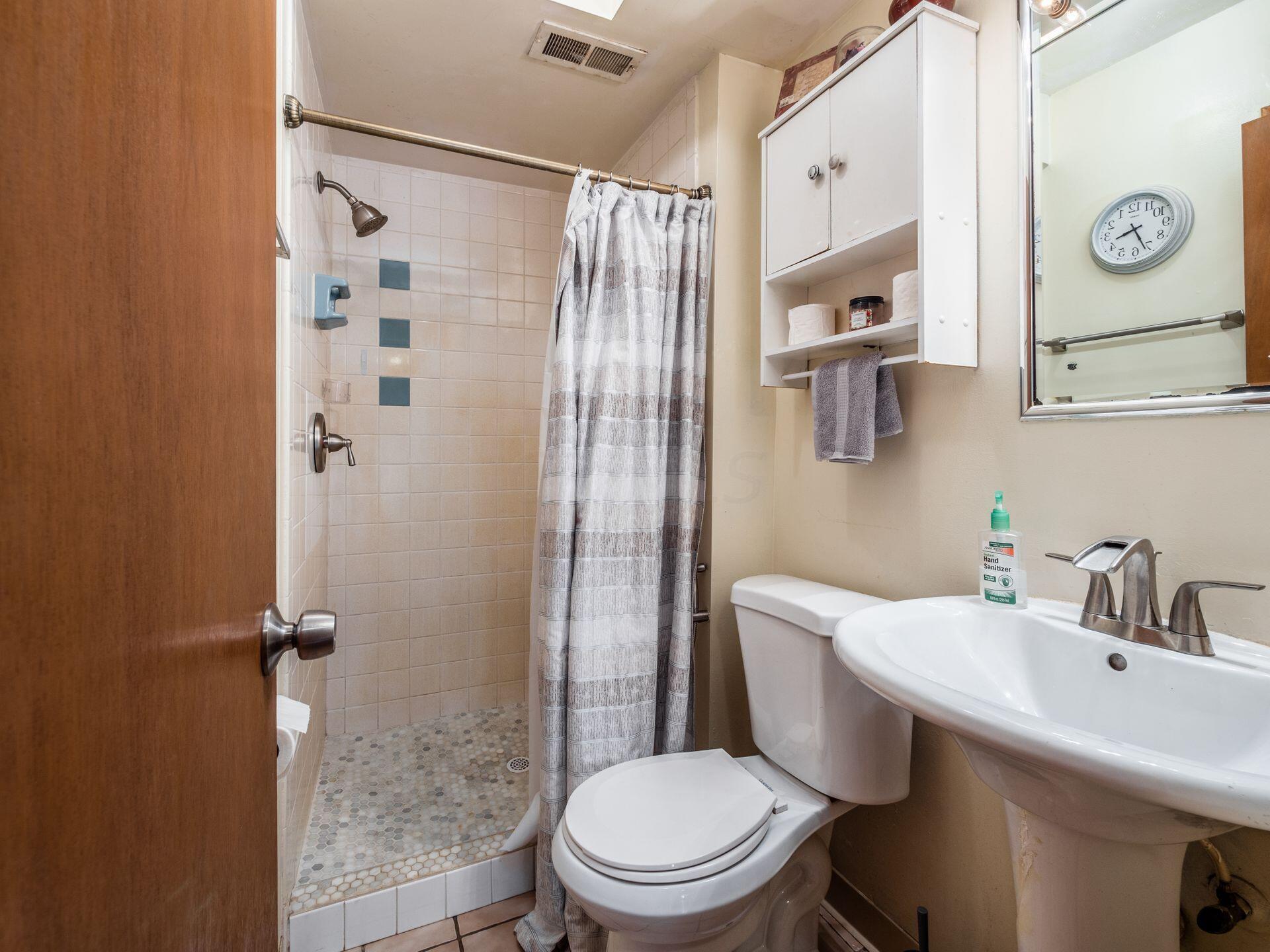 5682 Ulry Road Westerville, OH 43081 - Photo 17 of 48 023_44b8f90_C - 5682 Ulry 034
