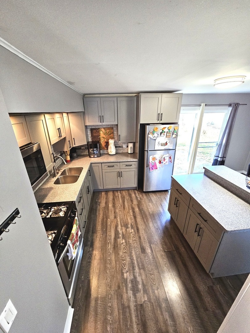 226 Nippert Avenue Romeoville, IL 60446 - Photo 7 of 18 Gallery Image 7