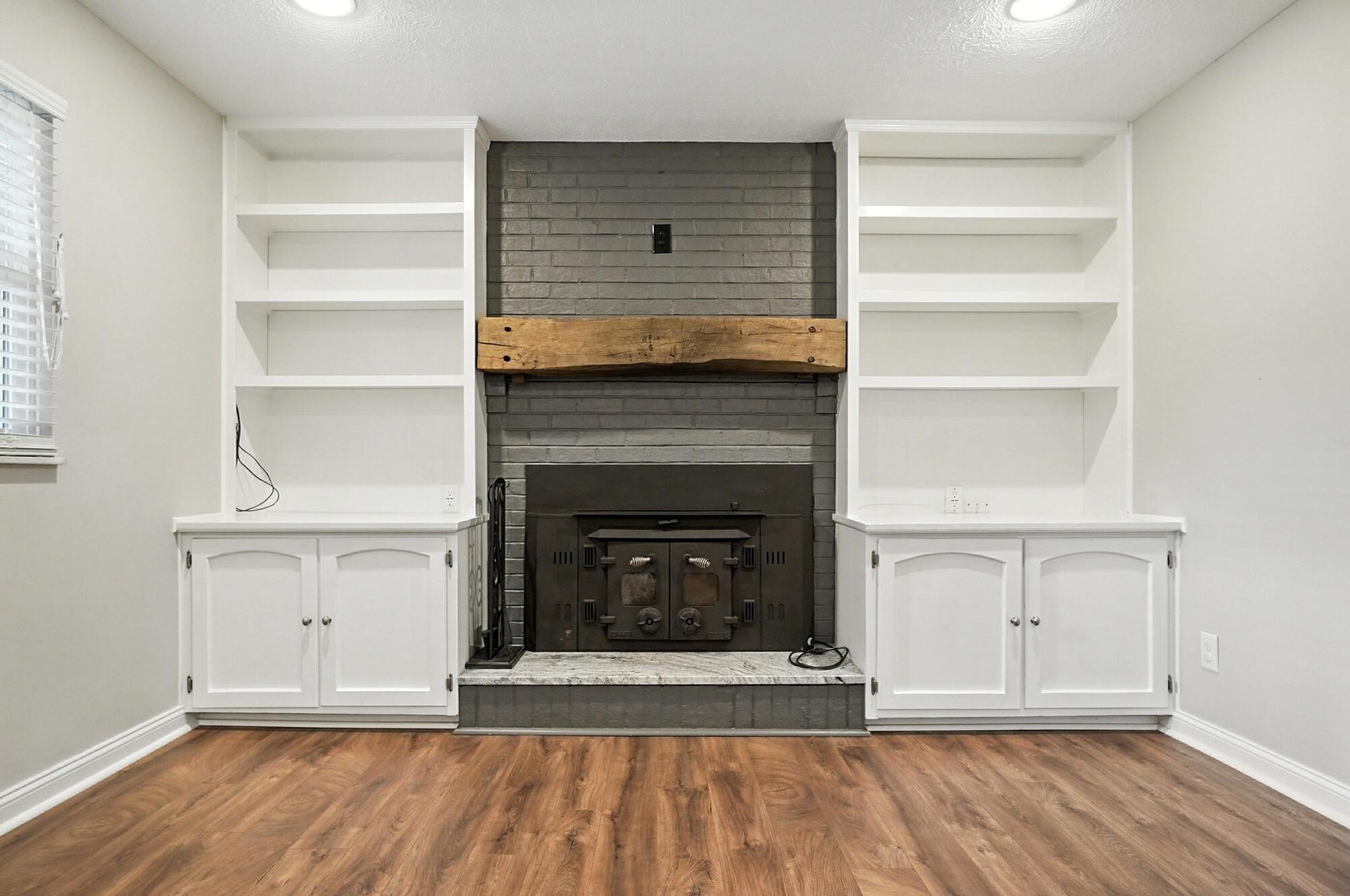 2269 Fishinger Road Upper Arlington, OH 43221 - Photo 26 of 107 wood burning fireplace