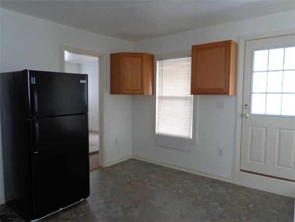 69 Bridge Street West Springfield, MA 01089 - Photo 5 of 17 Gallery Image 5