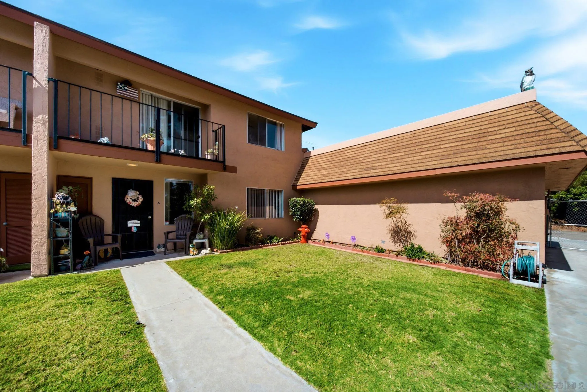 932 Regal Road Encinitas, CA 92024 - Photo 9 of 44