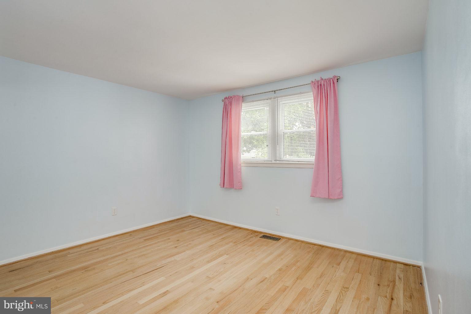 517 Bathurst Road Baltimore, MD 21228 - Photo 21 of 27 Bedroom