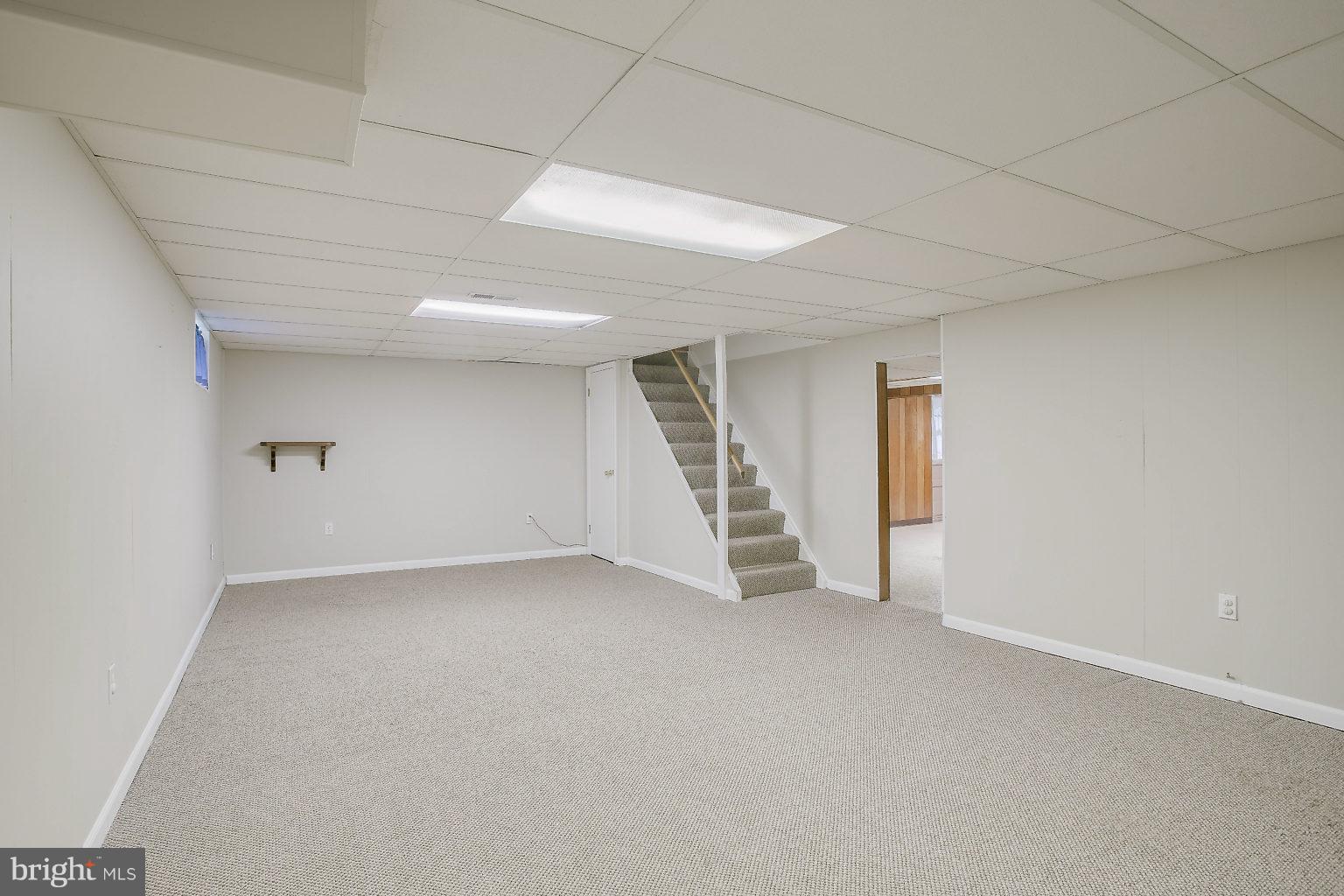 517 Bathurst Road Baltimore, MD 21228 - Photo 22 of 27 Family Room