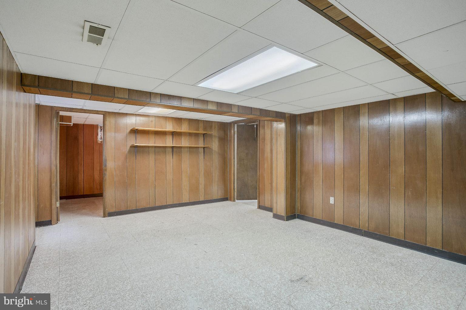 517 Bathurst Road Baltimore, MD 21228 - Photo 24 of 27 great for home office/hobbies......
