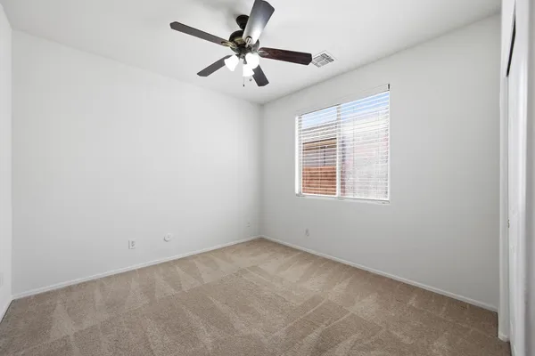 $2,400 | 8407 West Myrtle Avenue, Glendale, AZ 85305