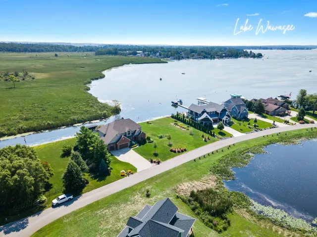 $1,750,000 | 8217 East Constitution Drive, Syracuse, IN 46567