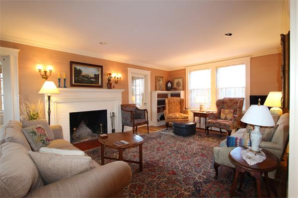 150 Collins Road Newton, MA 02468 - Photo 10 of 29