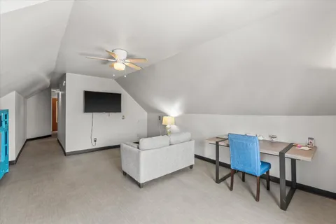 $525,000 | 2960 North Maryland Avenue, Unit 2962, Milwaukee, WI 53211