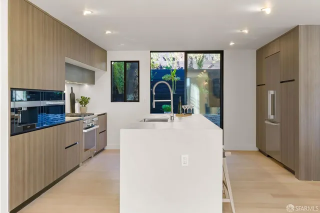 $2,488,000 | 131 Turquoise Way, San Francisco, CA 94131