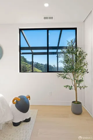 $2,488,000 | 131 Turquoise Way, San Francisco, CA 94131