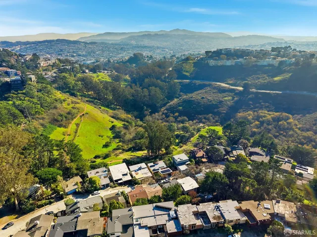 $2,488,000 | 131 Turquoise Way, San Francisco, CA 94131