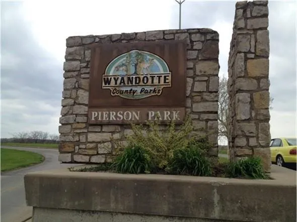 $66,000 | 5429 Lakewood Street, Kansas City, KS 66106