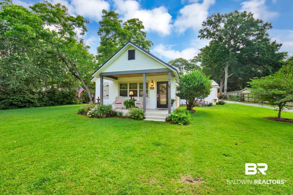 58 North Ingleside Street Fairhope, AL 36532 - Photo 1 of 32