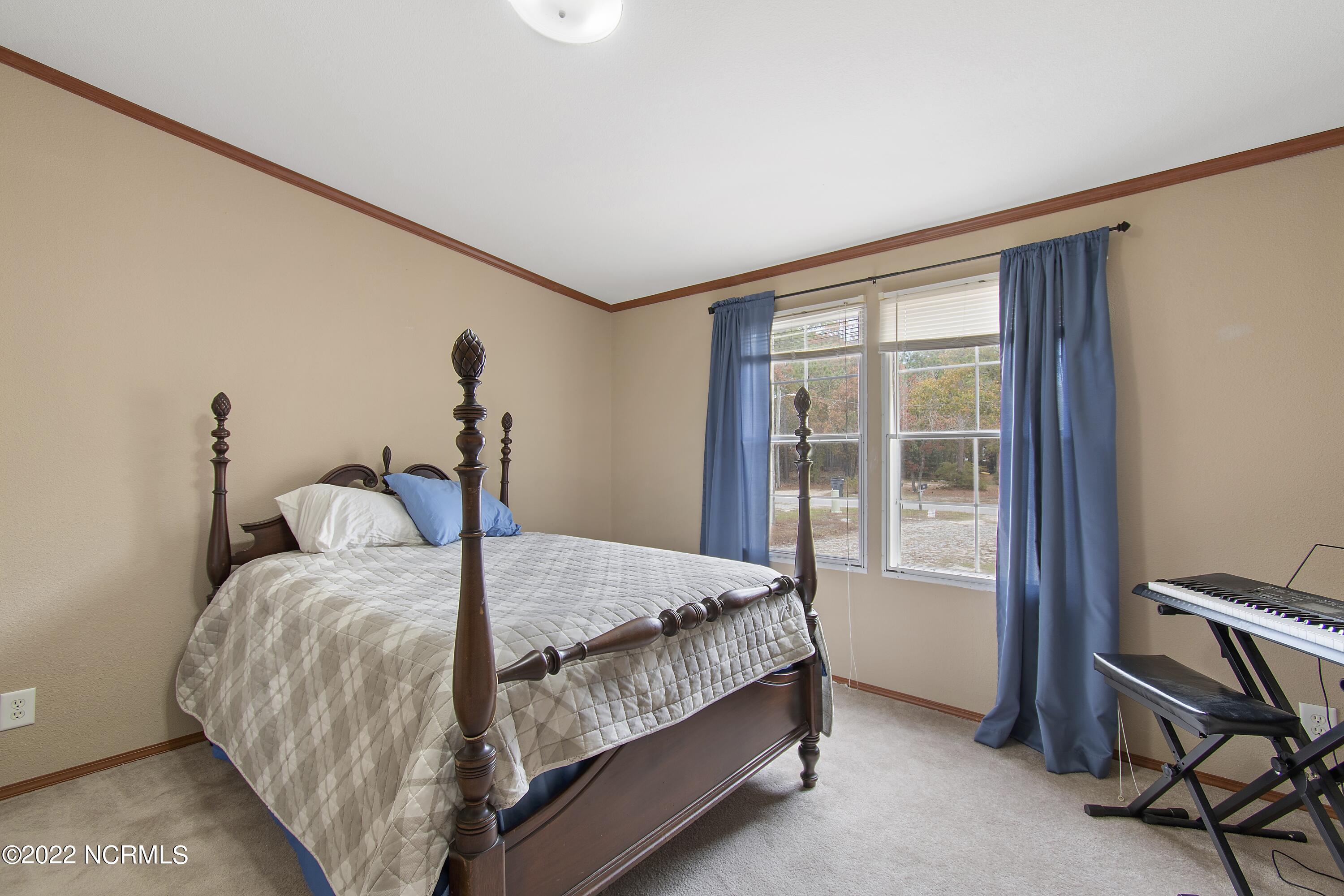 512 Cherokee Road Southport, NC 28461 - Photo 4 of 32 Bedroom