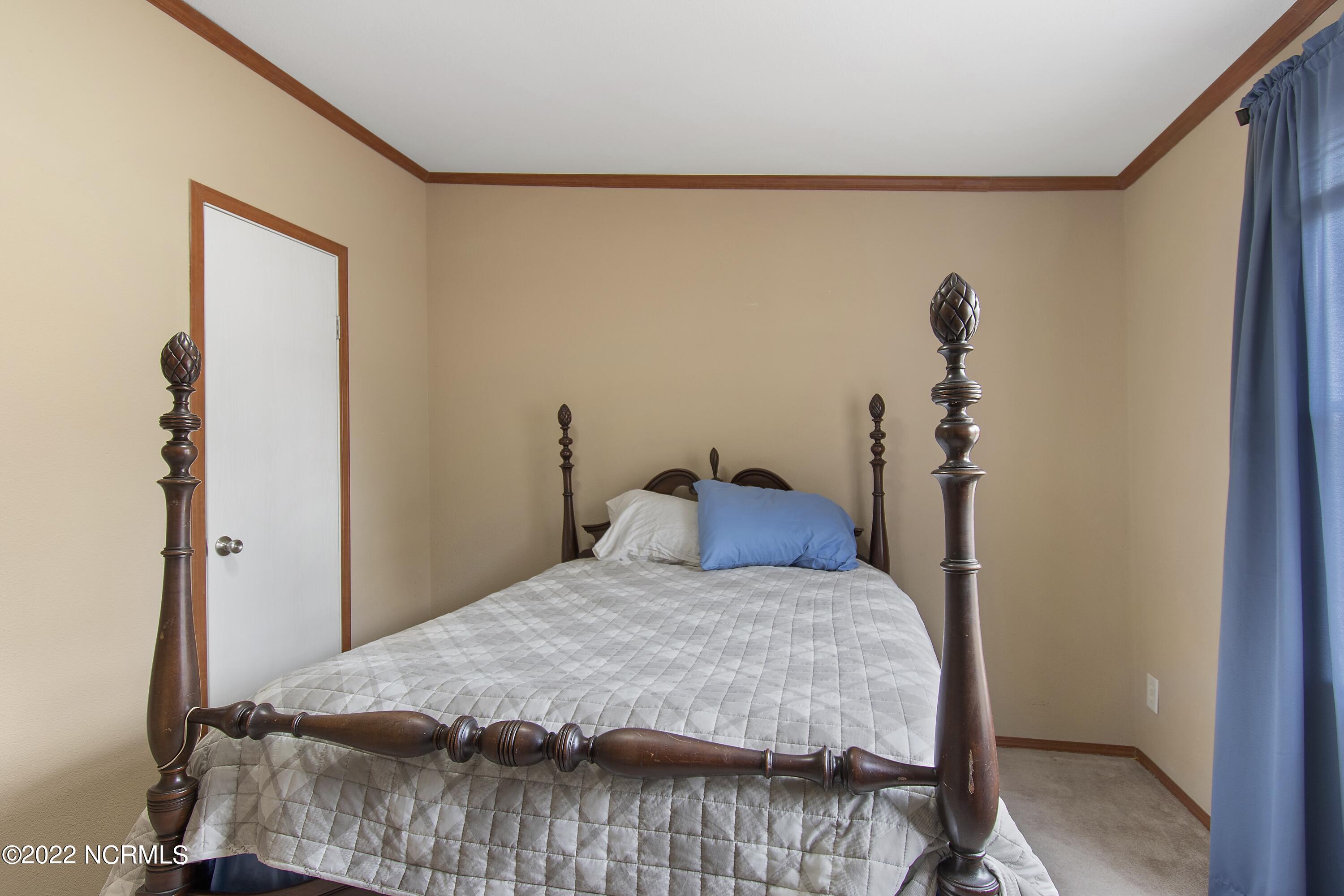 512 Cherokee Road Southport, NC 28461 - Photo 5 of 32 512CherokeeRd - 5